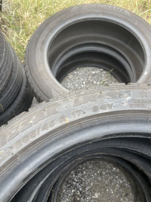 205/45/17 BRIDGESTONE RunFlat 2бр. 7.5мм