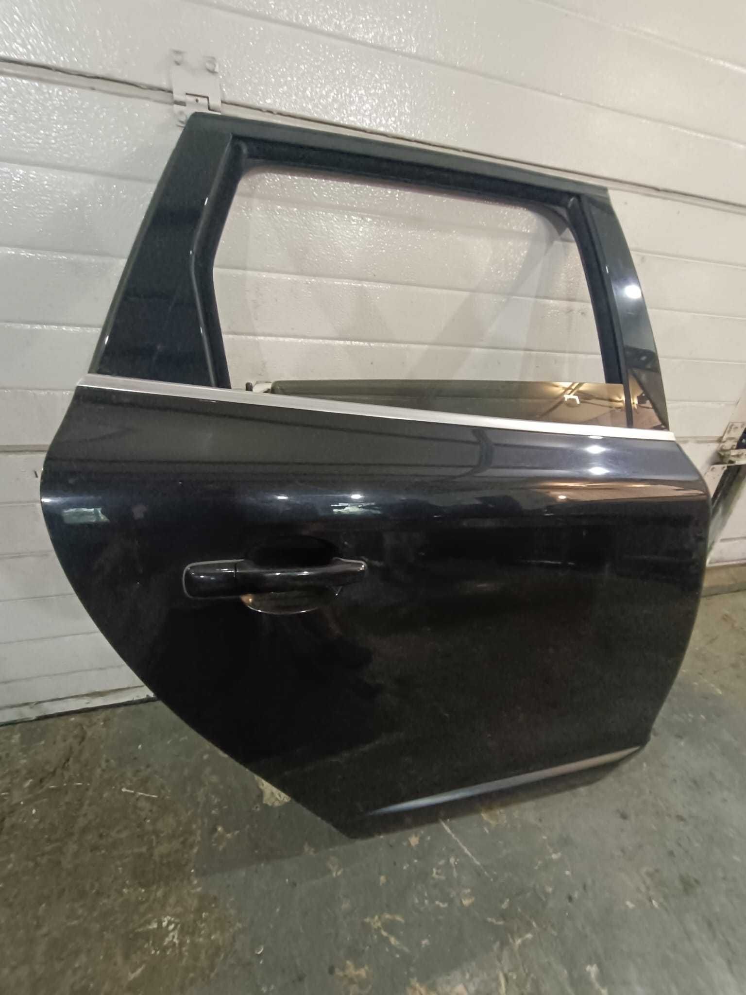 usa portiera dreapta spate VOLVO XC60 2010-2016