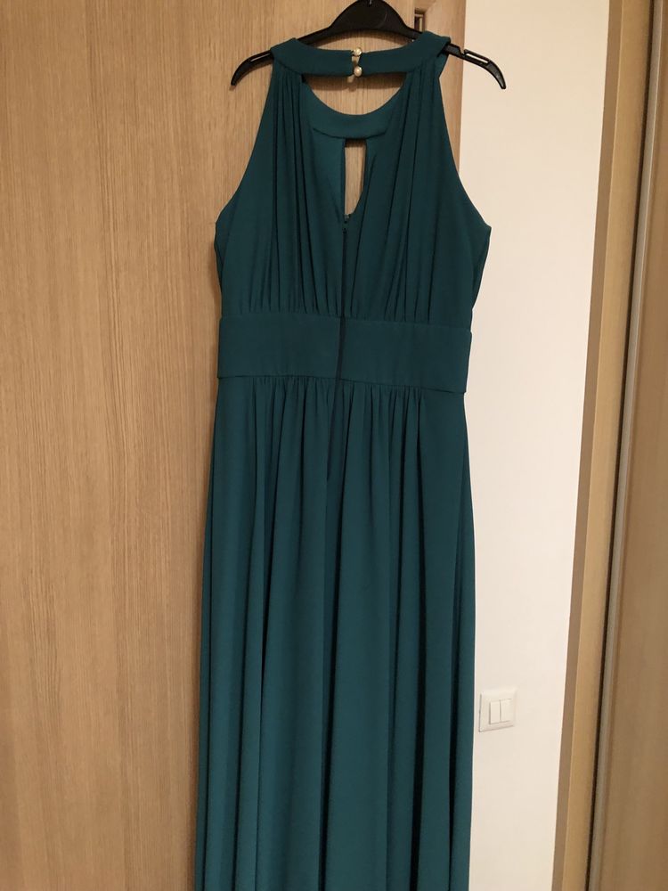 Rochie eleganta pentru nunti si alte evenimente.