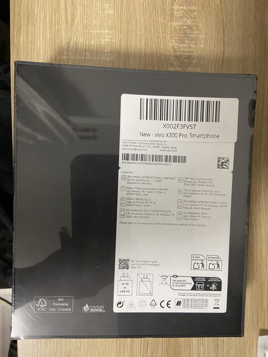 Telefon Vivo X300 pro, nou sigilat
