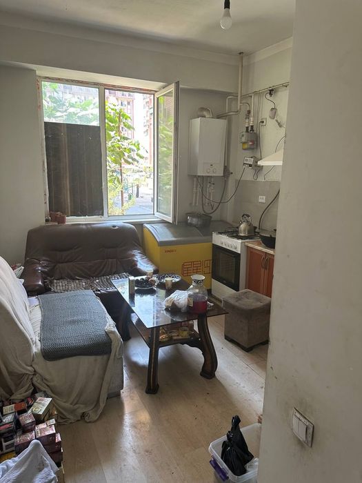 Продаётся магазин 90м2(оборудования, товар) м.Дустлик