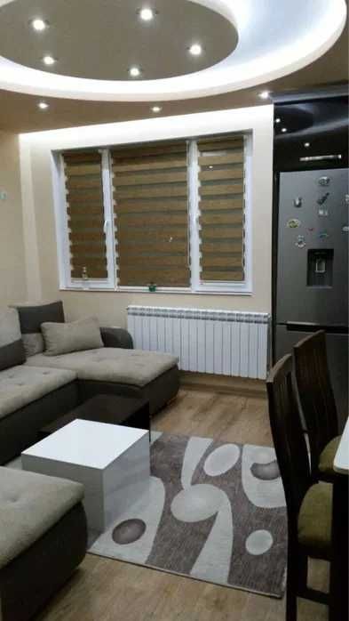 Продава се Тристаен апартамент в Айтос - 72 кв.м за 1084 €/кв.м - Снимка #1
