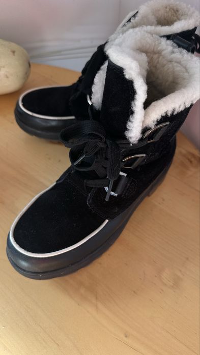 Зимние ботинки девочке