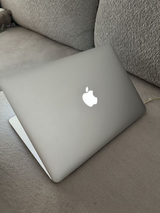 MacBook Air 13” model 2017