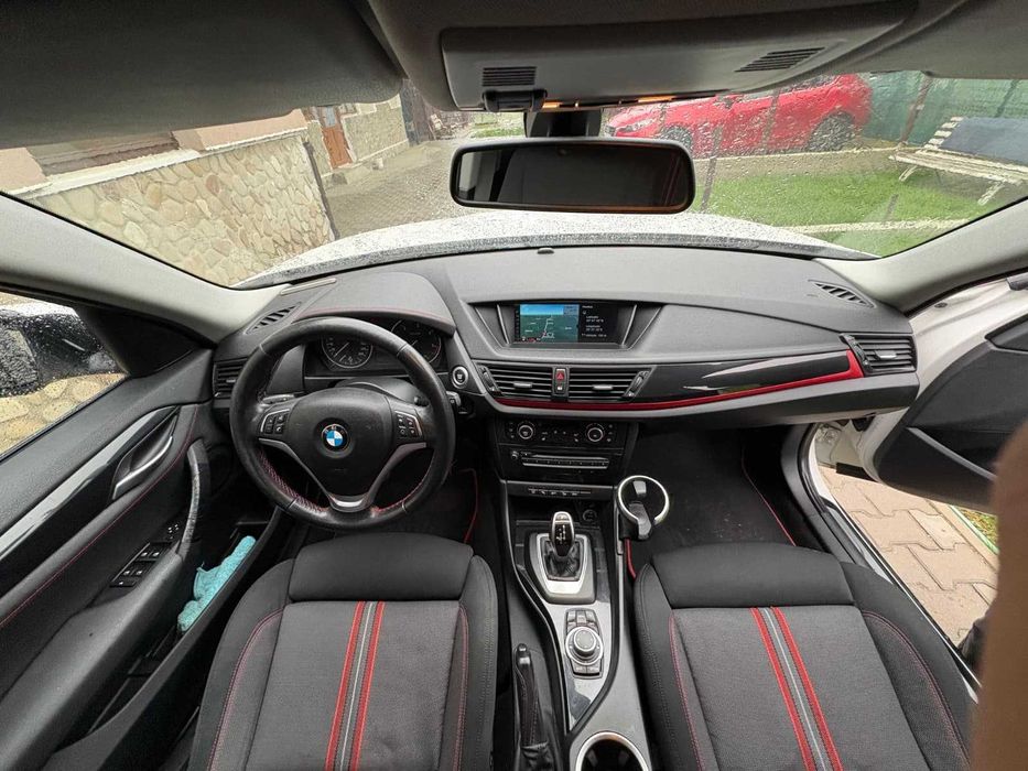 BMW X1 xDrive25d Aut. Sport Line - Foarte bine intretinut