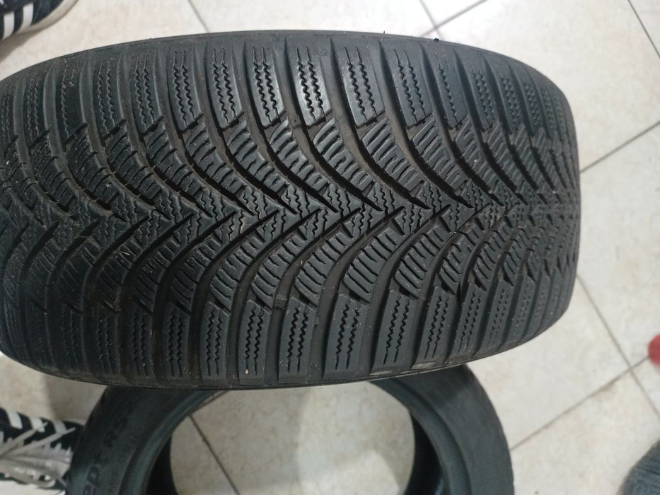 Vand 2 anvelope/cauciucuri  2024 Hankook 195/50/15 R15