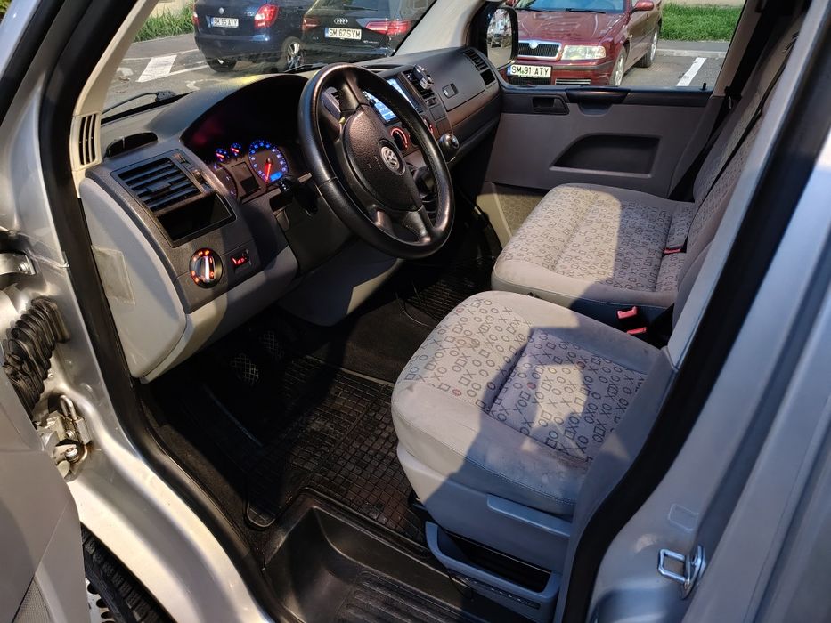 VW T5 2007 motor pe pinioane