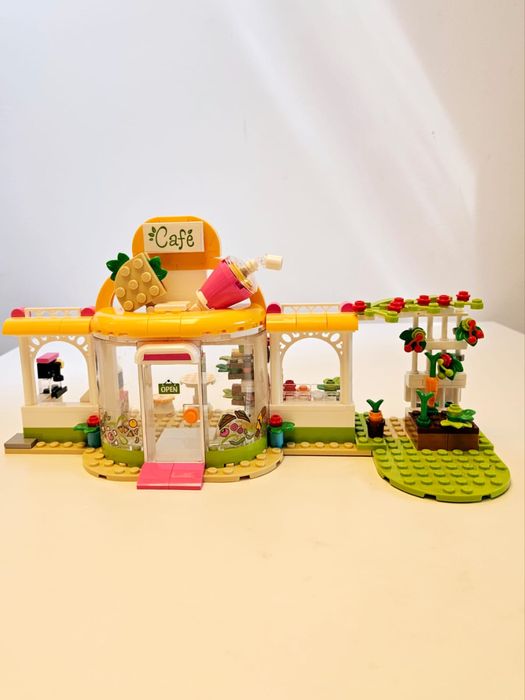Lego Friends 41444 - Heartlake City Organic Cafe (2021)