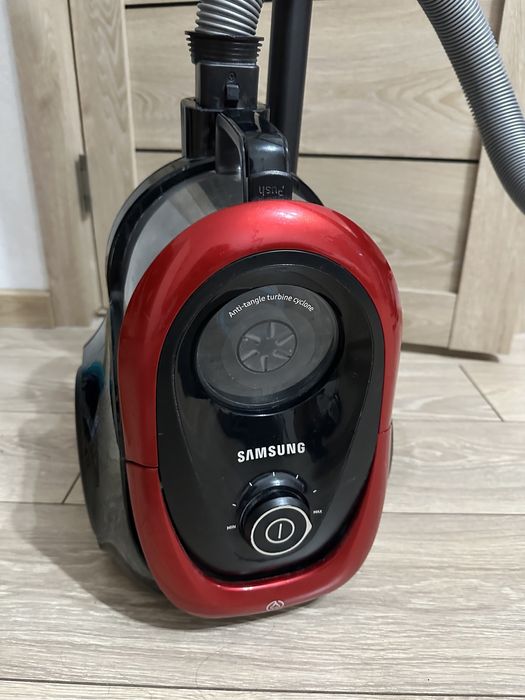 Пылесосс Samsung