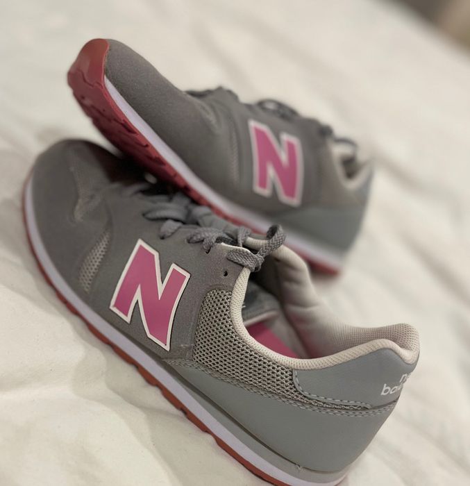 Дамски маратонки New Balance чисто нови