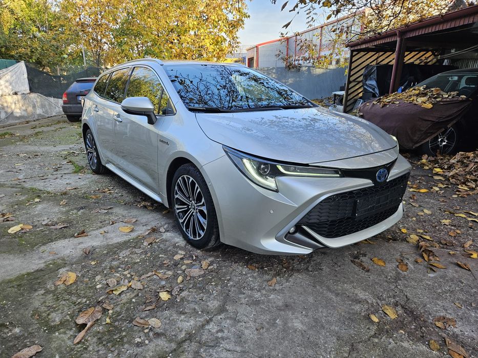 Toyota Corolla Touring Hybrid