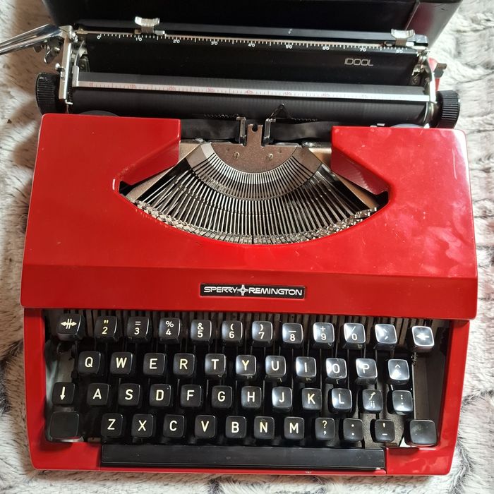 Masina de scris Sperry Remington pentru colectionari