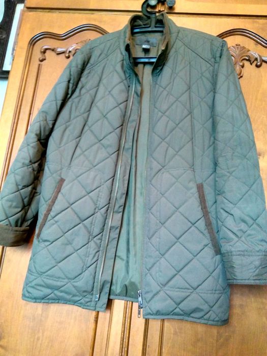 Geaca  H&M , aproape noua .