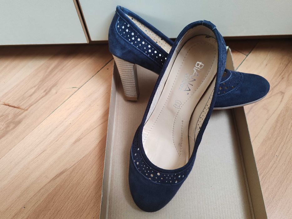 Дамски обувки от естествена кожа