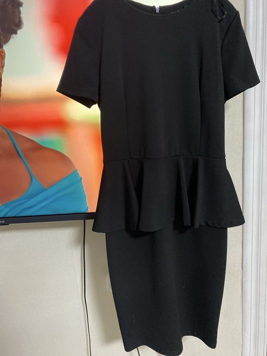 Женские платья, в отличном состоянии не дорого