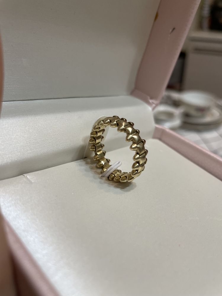 Продам золотое кольцо Cartier