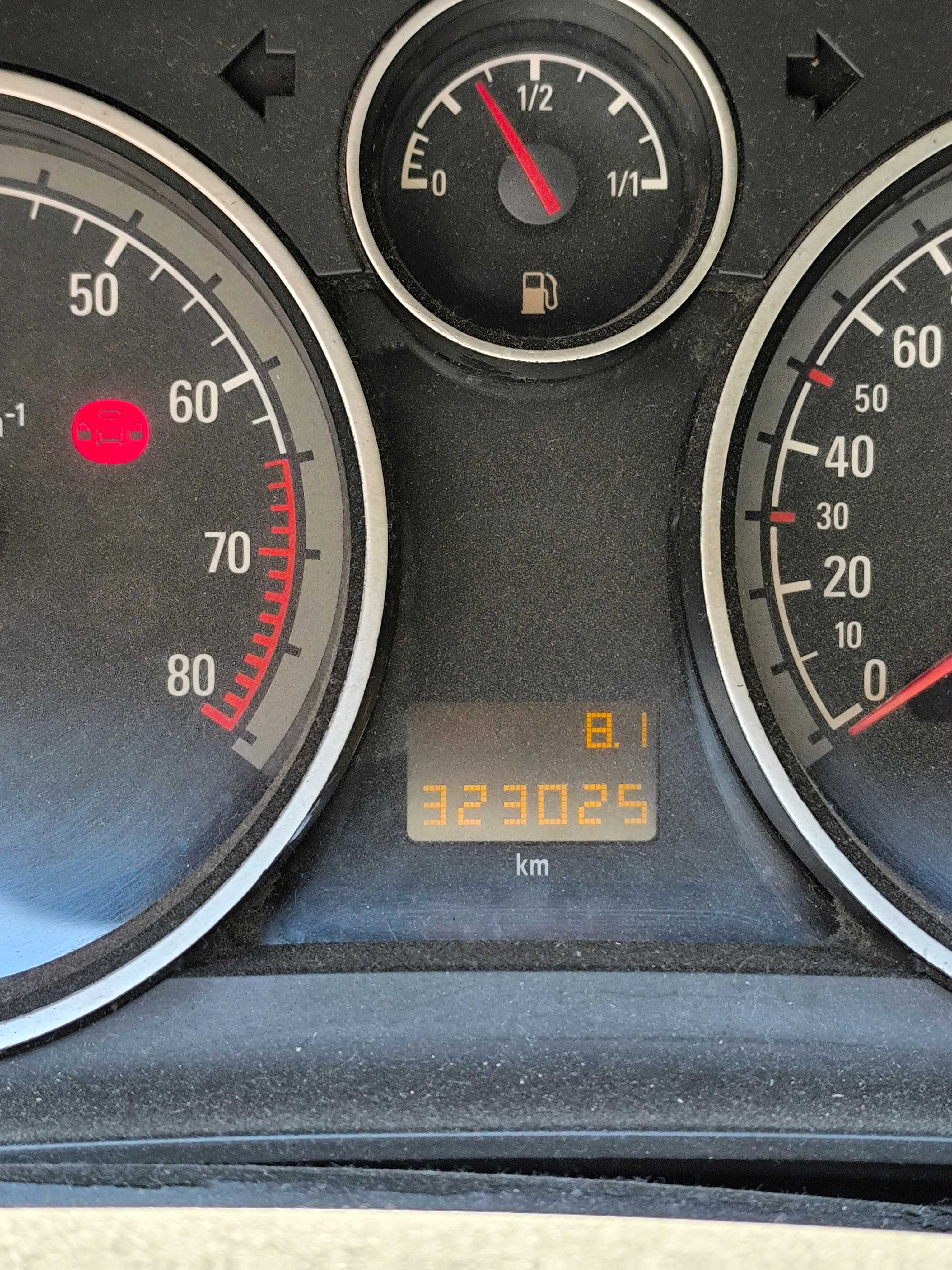 Opel Astra H 1.4 90 к.с 2006 г. Газ-бензин