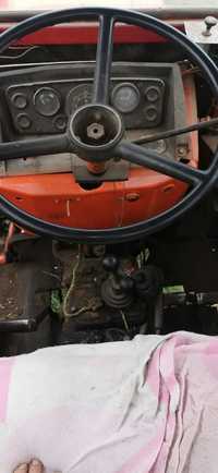 Vând Tractor utb 445