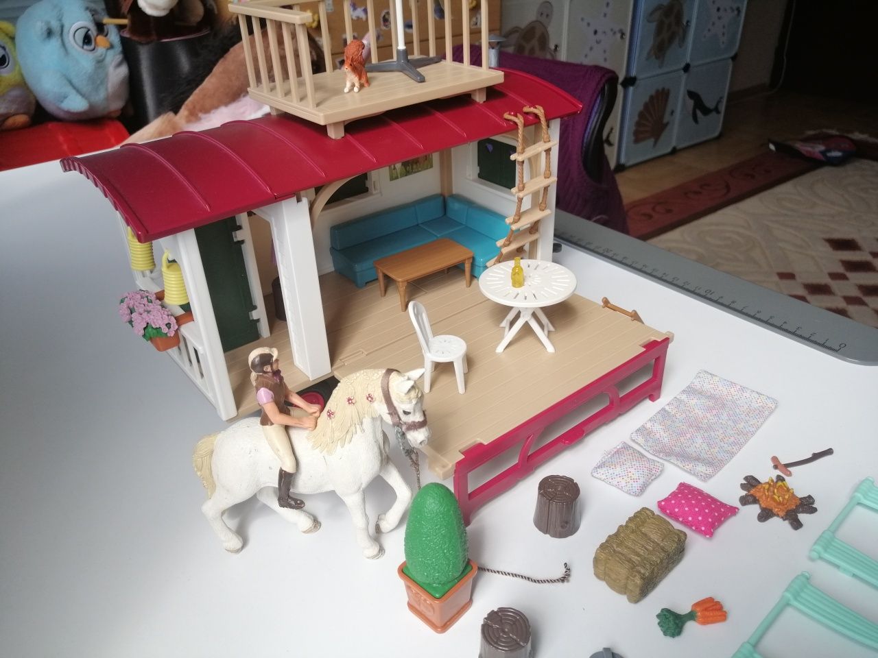 Каравана с фигурки и коне Schleich Horse Club