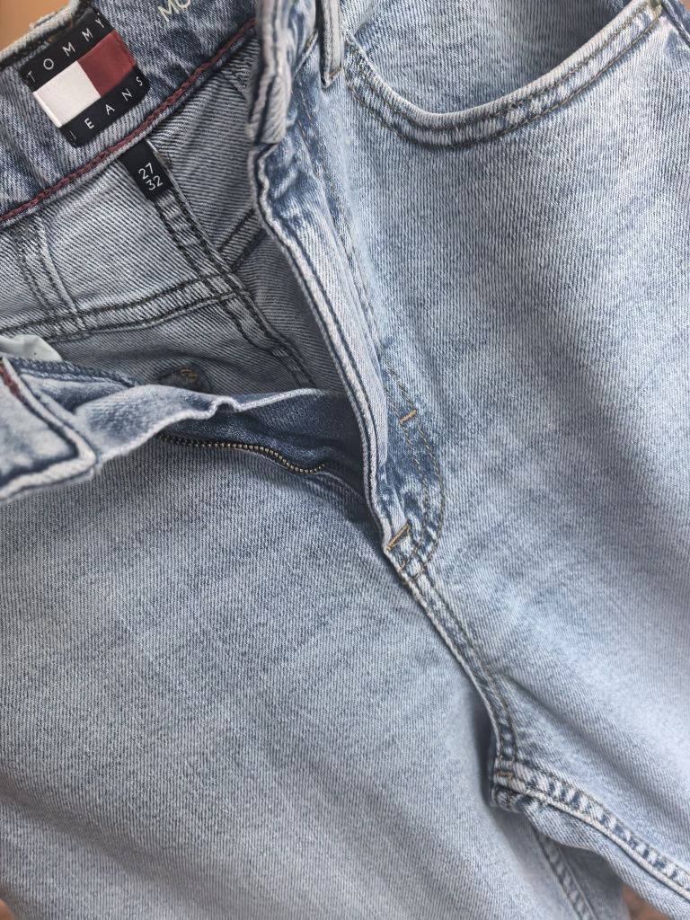 Дънки Tommy Jeans