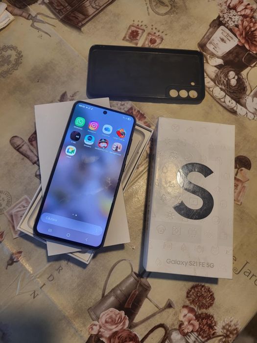 Vînd Samsung S21 Fe