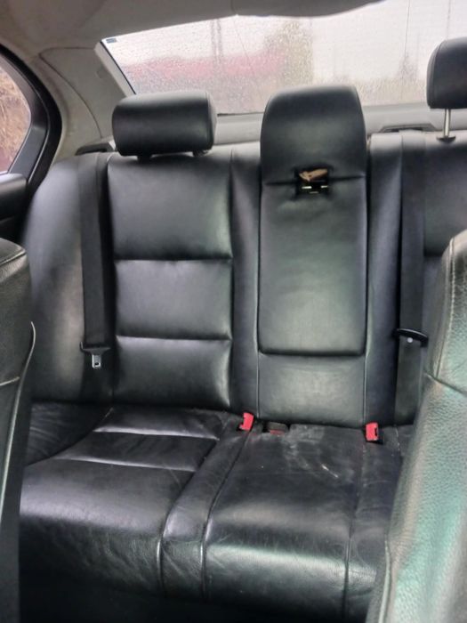 Vând bmw e60 525d manual din 2004,