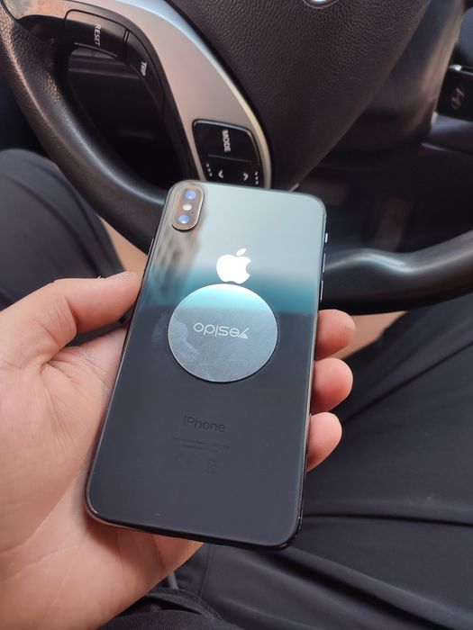 iPhone X 64gb продам