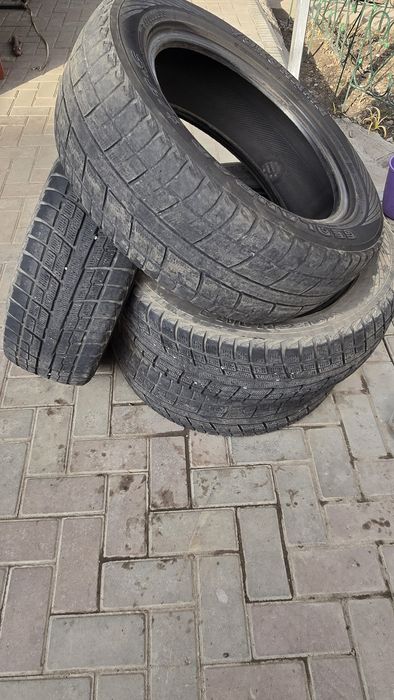 Б/У шины продам за символичную цену.