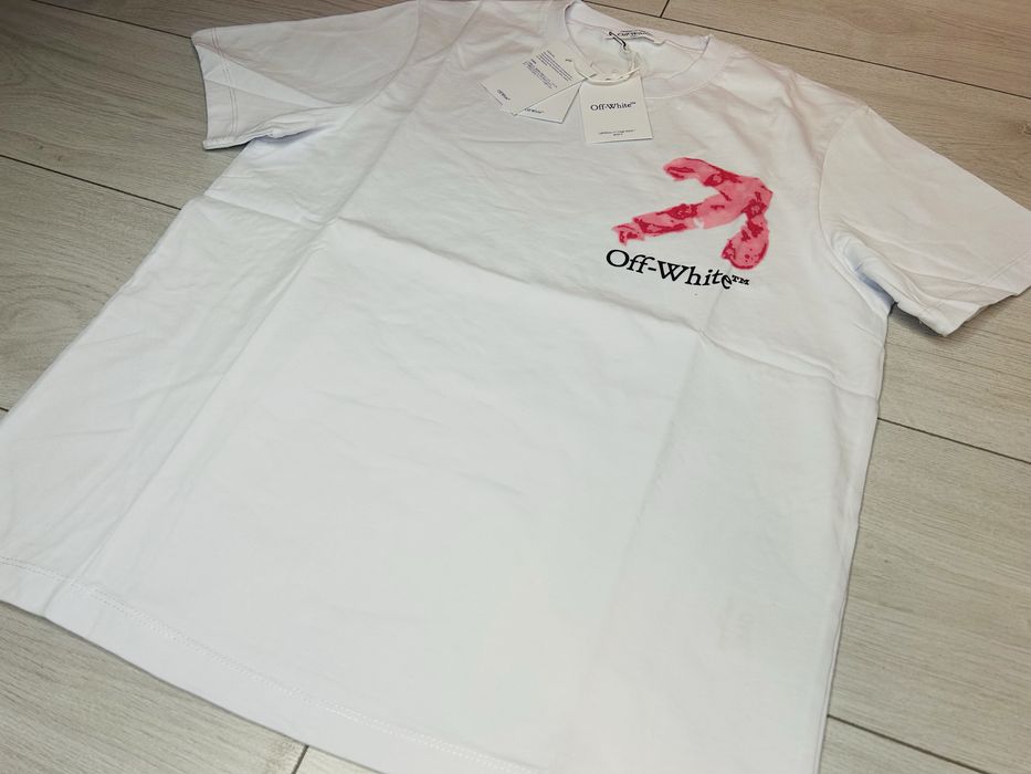 Tricou off white pink