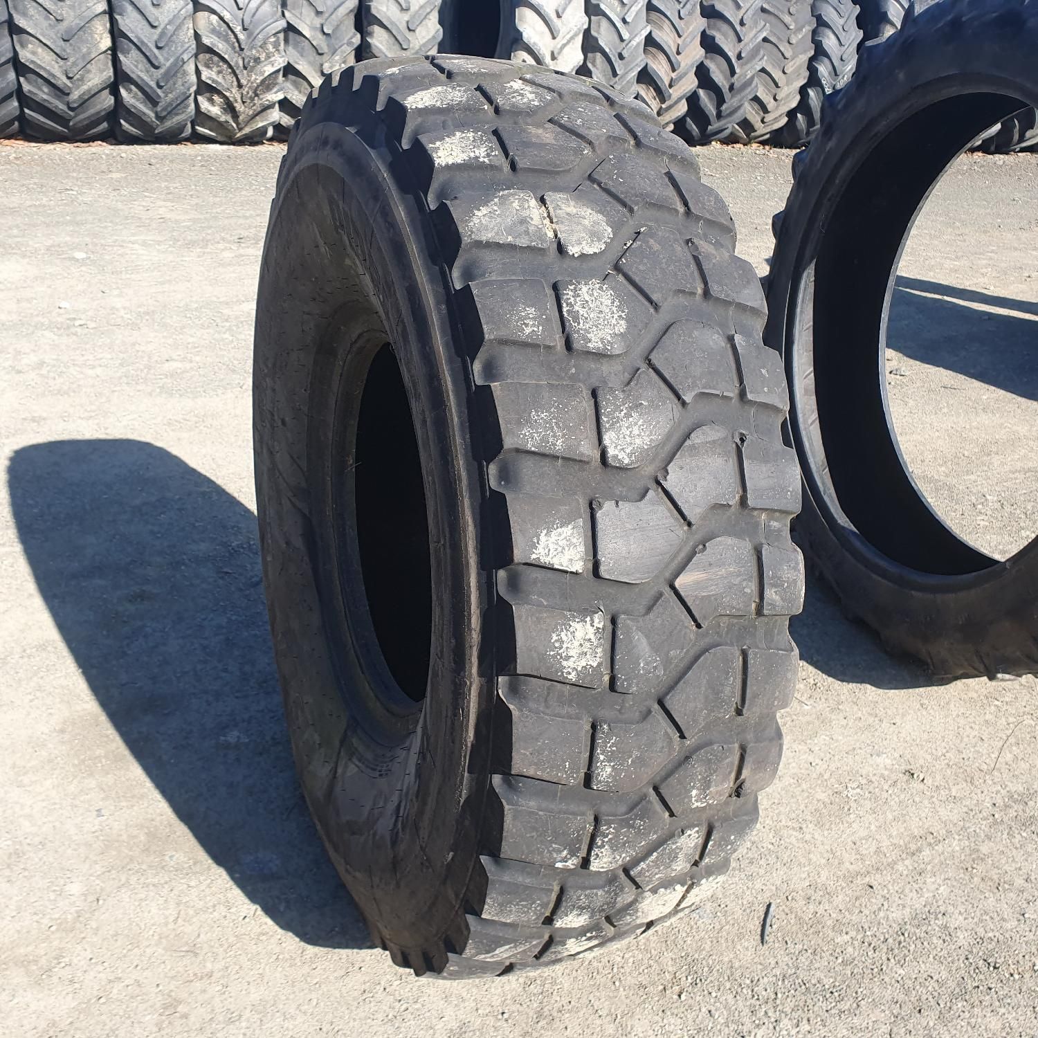 Cauciucuri 14.00R20 Pirelli Anvelope Tractor Second Hand