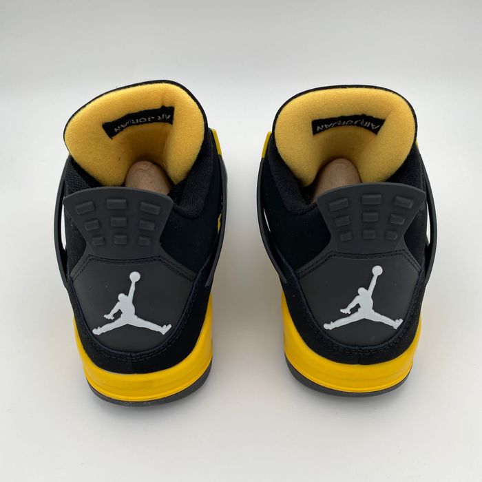 Jordan 4 Thunder