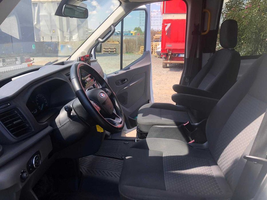 vand Ford Transit diesel hibrid .11.2021 persoane