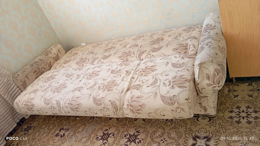 Диван в хорошем состоянии