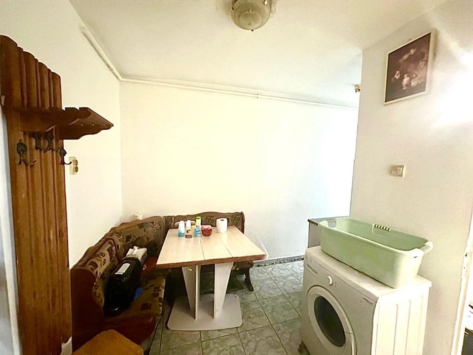 Inchiriez garsoniera