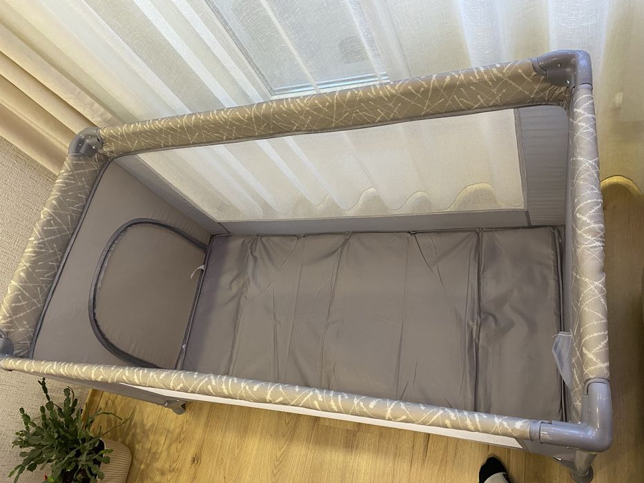 Преносима бебешка кошара