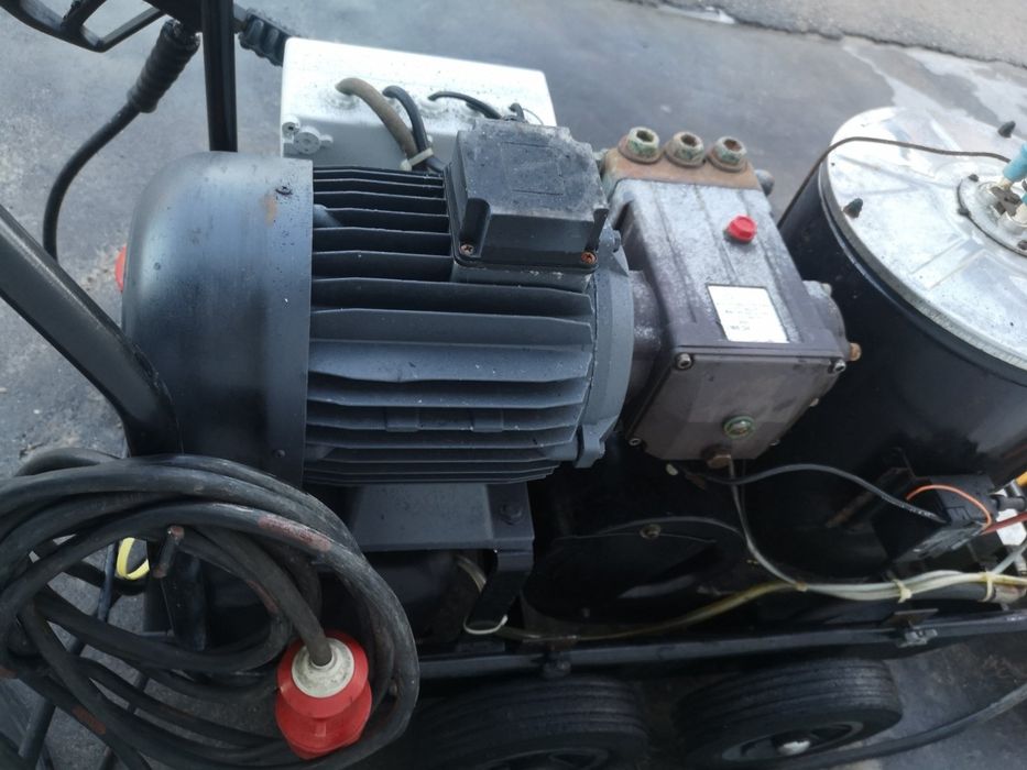 Пароструйка Lavor/200bar 15L/min 380V Бутална Помпа