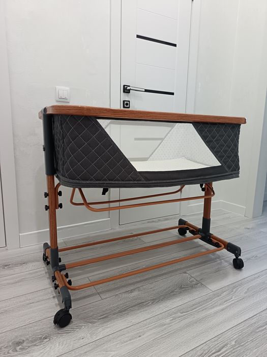 Манеж-кровать детская