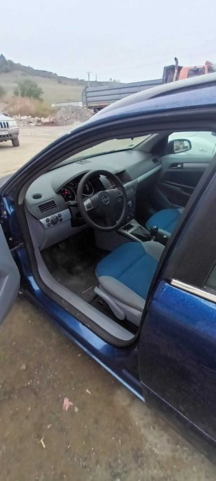 Vând Opel astra H