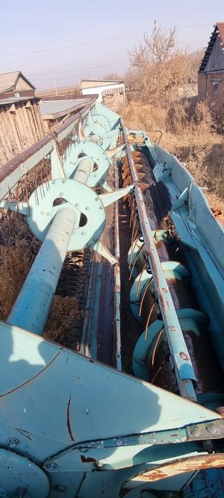 Комбайн КЗС ЕСИЛЬ-740