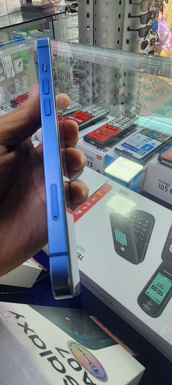 Iphone13 128/74yomks radnoy