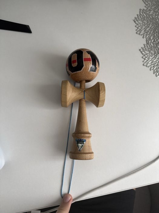 Kendama krom editie speciala