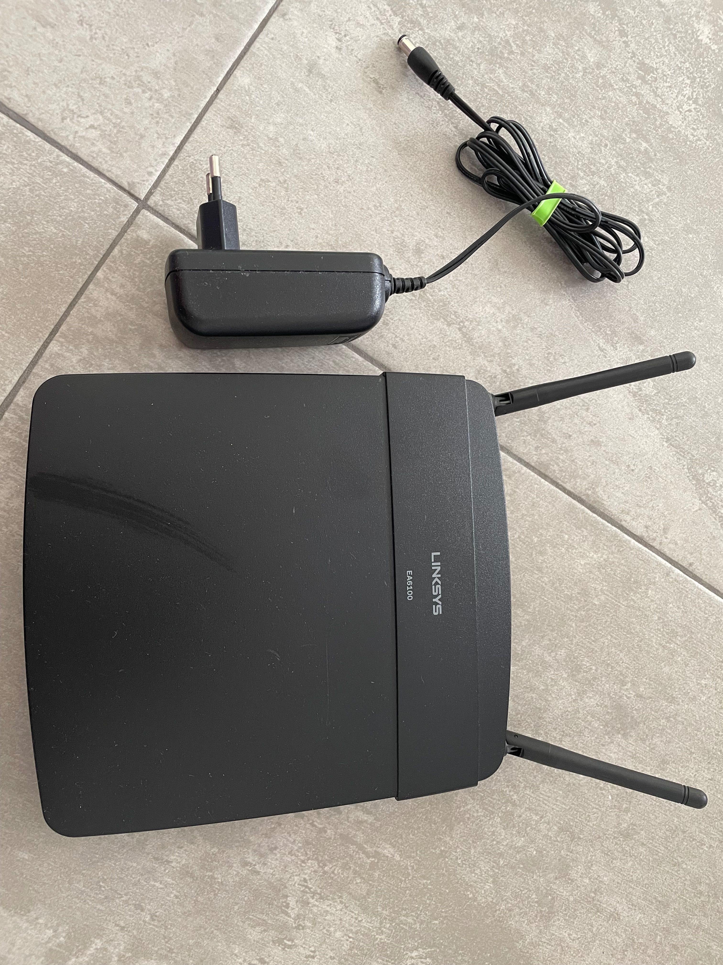 Linksys EA6100 рутер двубандов