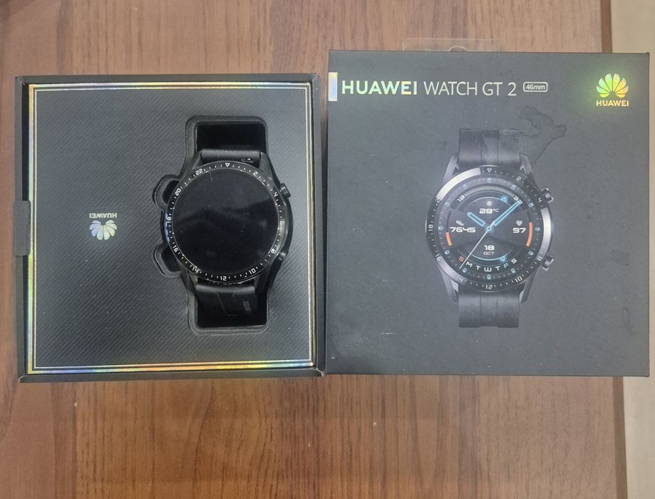 Телефон и часовник