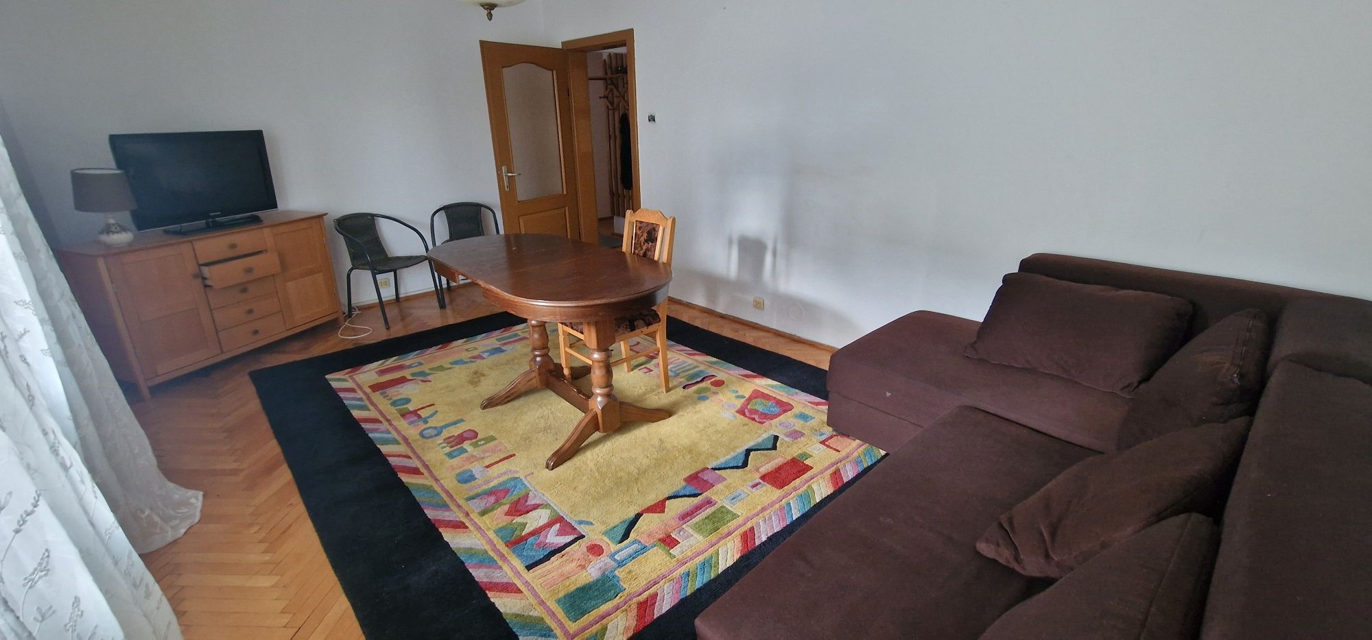 Apartament cu 4 camere decomandate pentru UNTOLD si ELECTRIC CASTLE