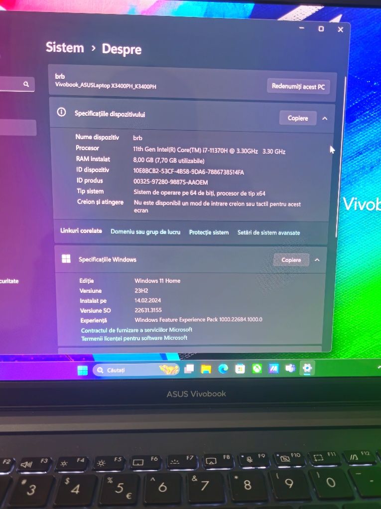 Loptop ASUS VivoBook cu procesor i7-11370H ,ecran OLED