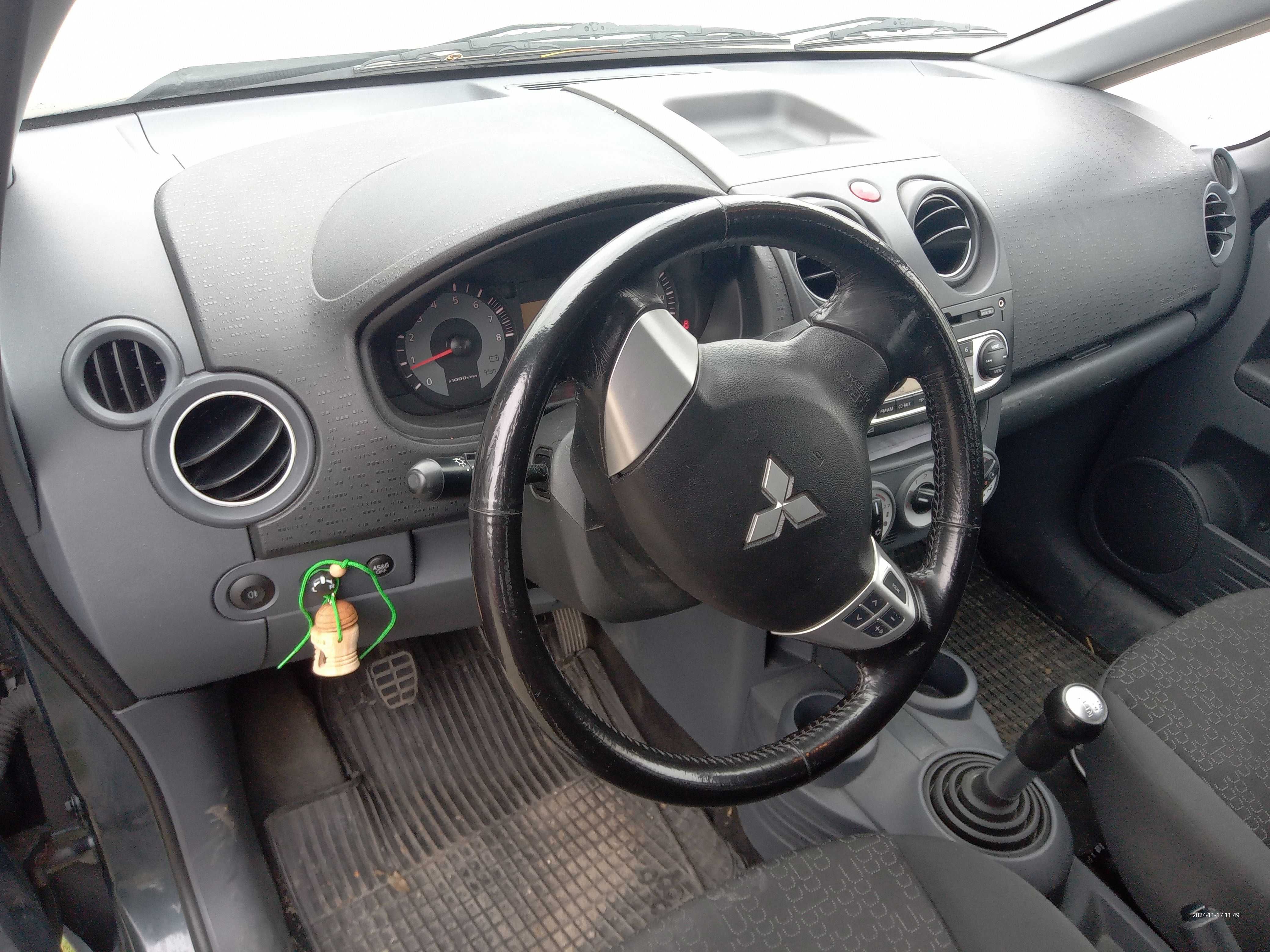 Mitsubishi Colt, 1.1, октомври 2012