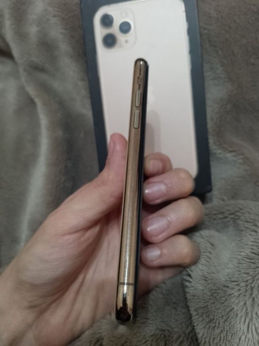 Iphone 11 pro LL/A gold