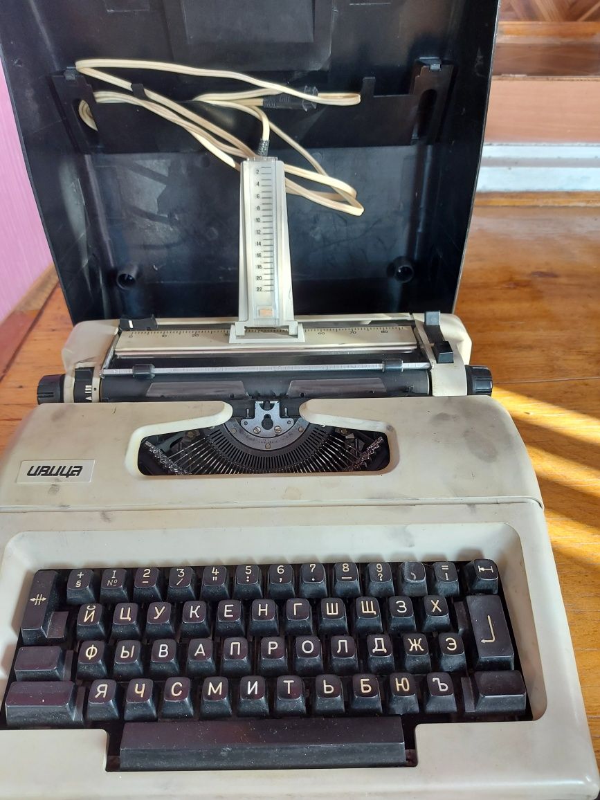 Продаю пишущие машинки