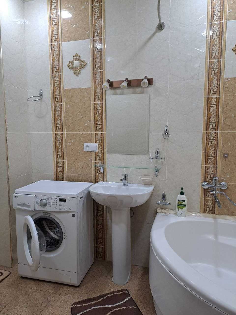 продается квартира на Юнусабаде
