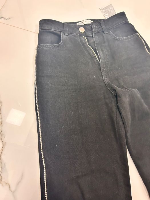 Дънки Zara нови с камъни